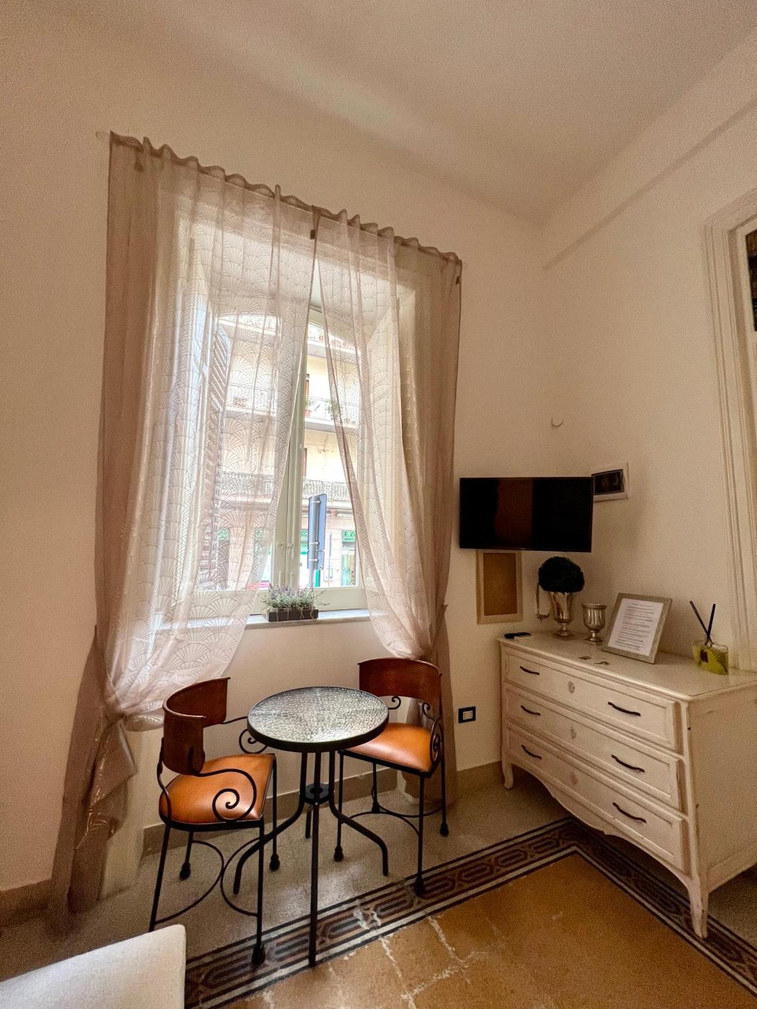 Aristocasa B&B Luxury Rooms Palermo Buitenkant foto